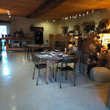 Suites De Campagne Les Eydieux, Petits Dejeuners Inclus Saint-Angel  Exterior foto